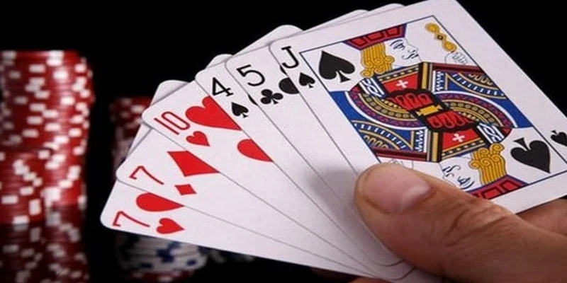 Trò chơi có luật khá đơn giản, dễ hiểu, phù hợp với nhiều game thủ mới gia nhập